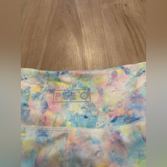 FLEO True High Short - Picture 3 of 6